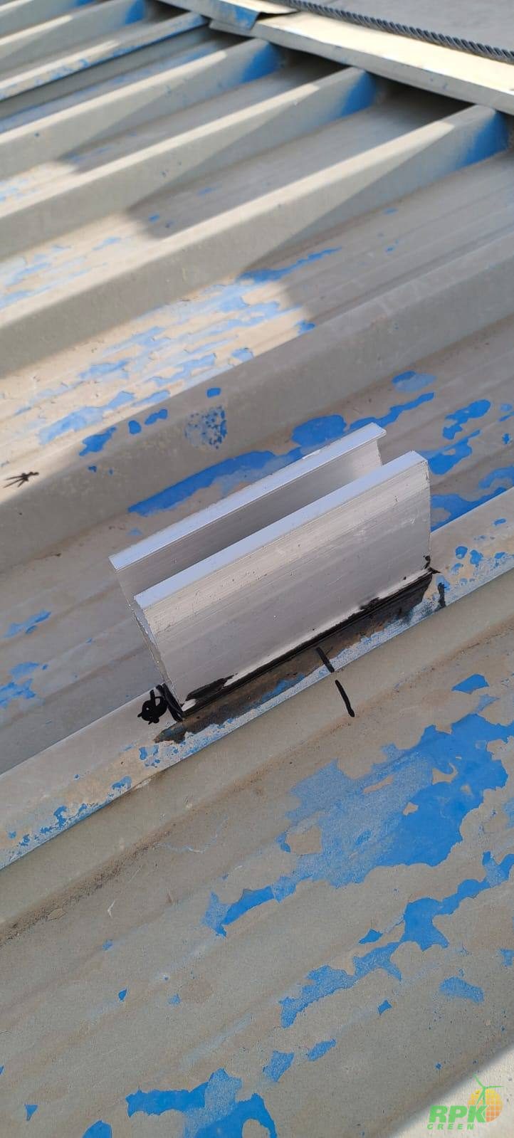Eco70 cup rail, adhesive fix